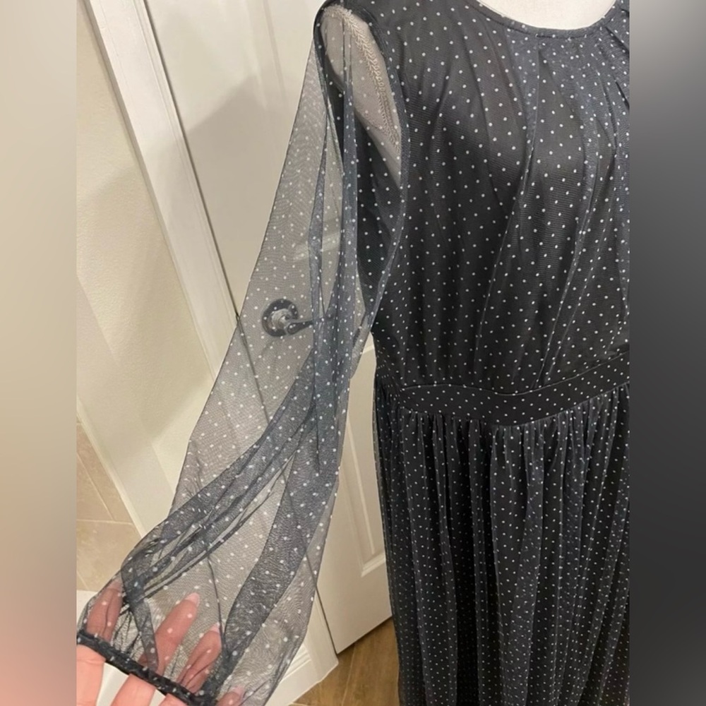 2x Plus Dress 🖤 - Picture 2 of 6